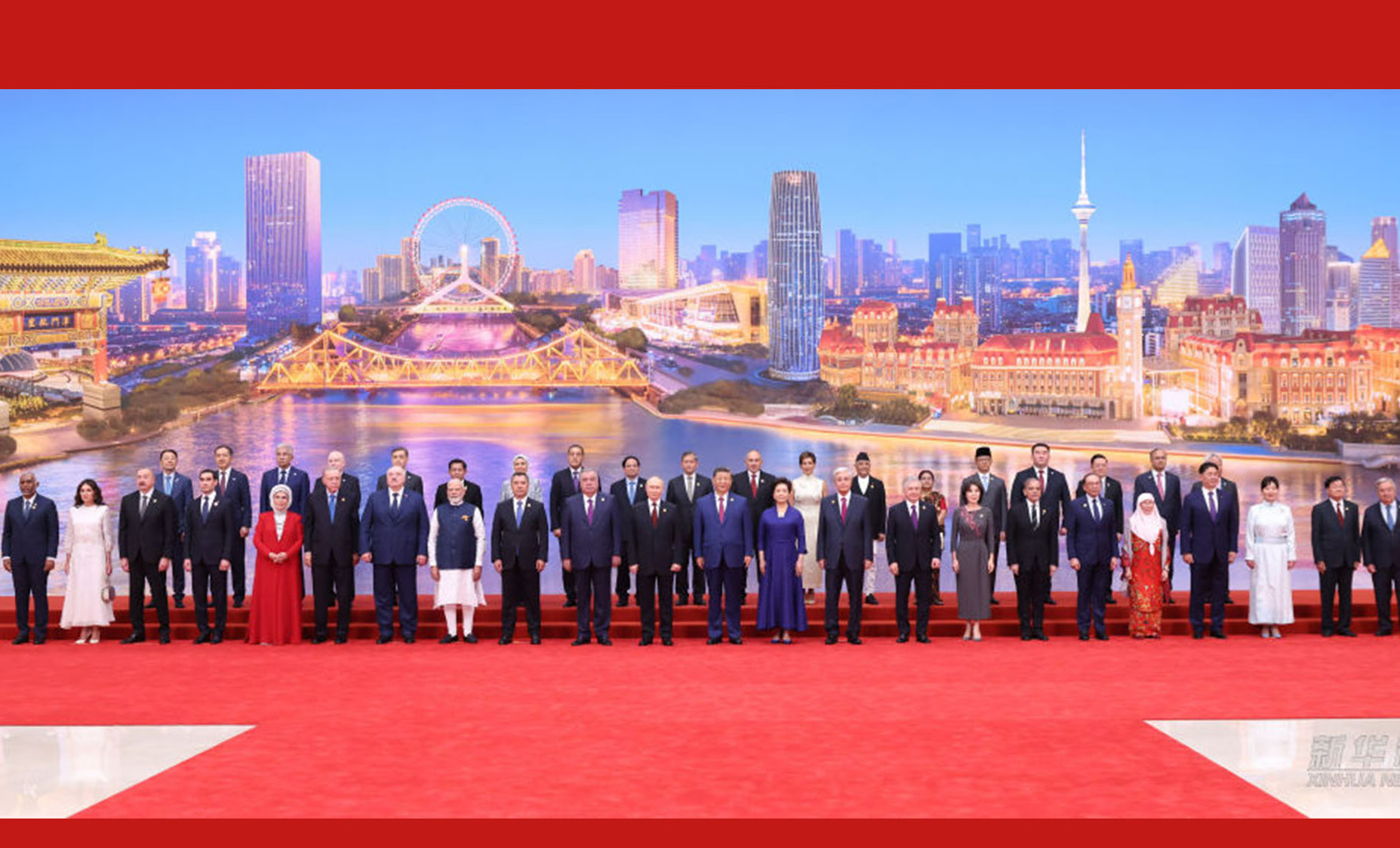 “ŞİÖ, uzun vadeli krizlere daha pragmatik çözümler ve Batı anlayışından bağımsız bir güvenlik anlayışı sunmaktadır”. Çin’in Tianjin kentinde yapılan ŞİÖ Liderler Zirvesi, 31 Ağustos 2025 (Fotoğraf: Global Times, 2025).